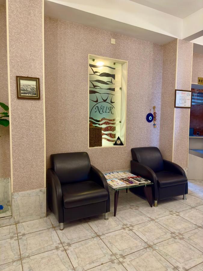 Nur Hotel & Terrace Cafe Baku Exterior foto