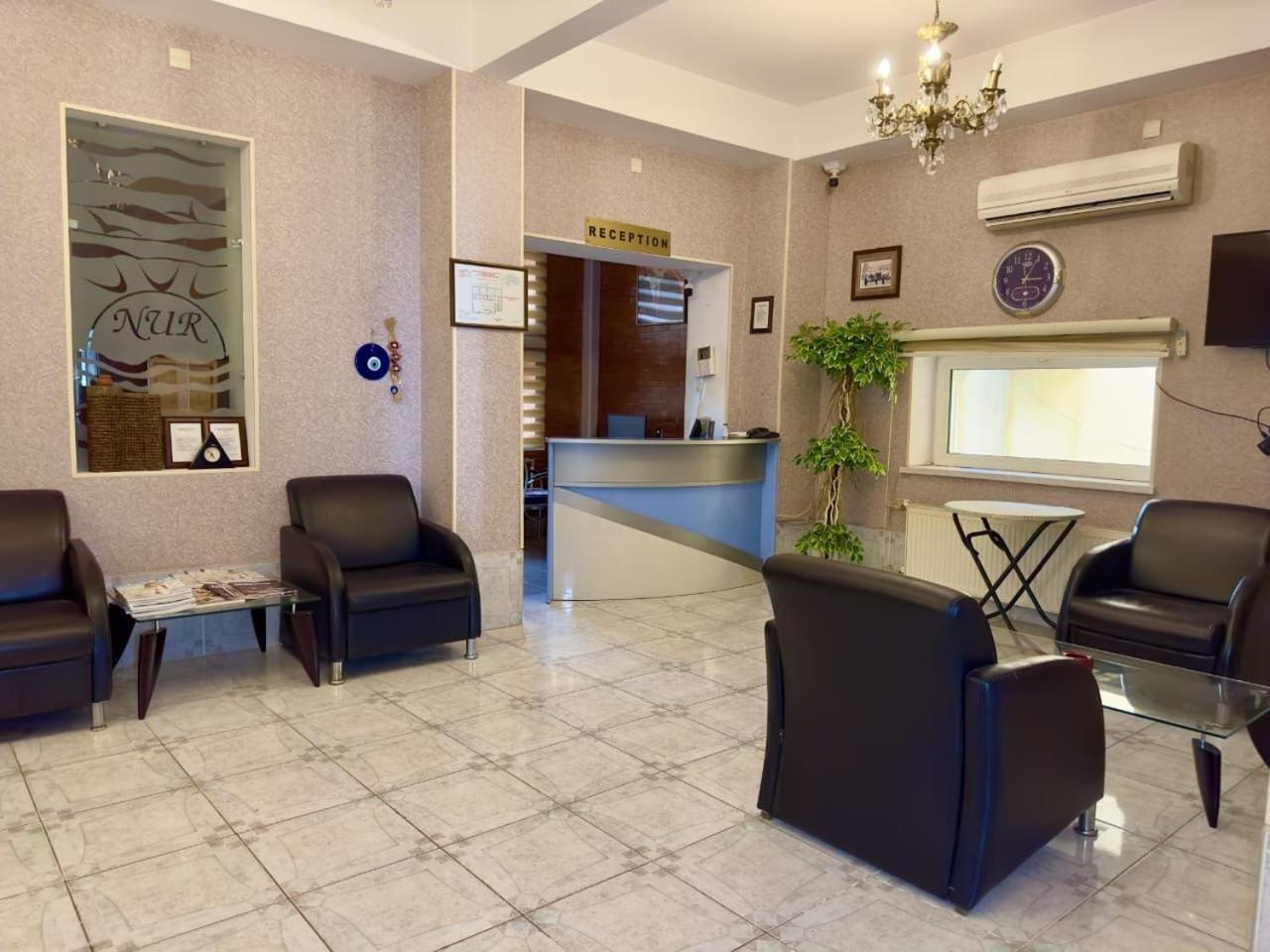 Nur Hotel & Terrace Cafe Baku Exterior foto